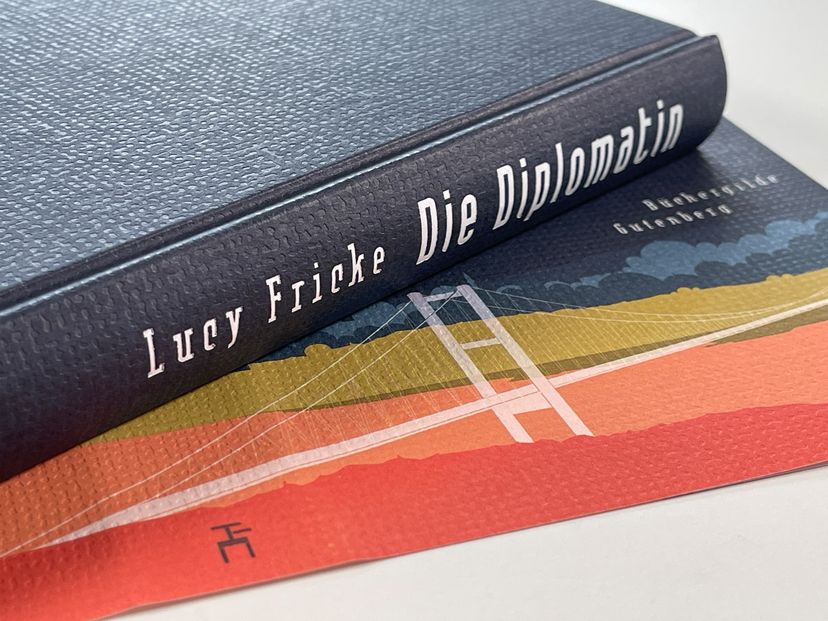 173875_Fricke_Diplomatin_BA_03.jpg