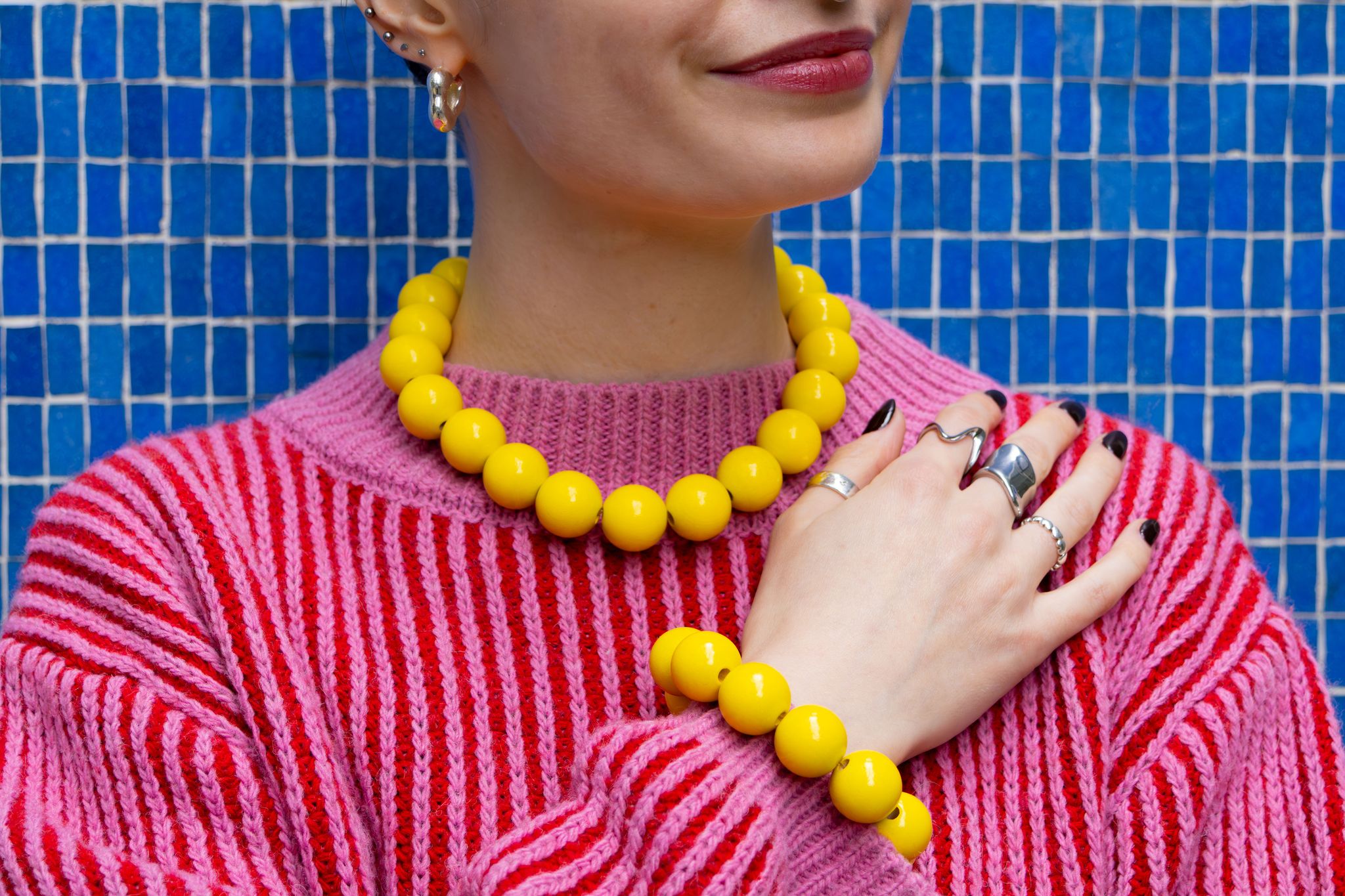 310148_Chunky Wood Necklace_gelb_BM_03.jpg